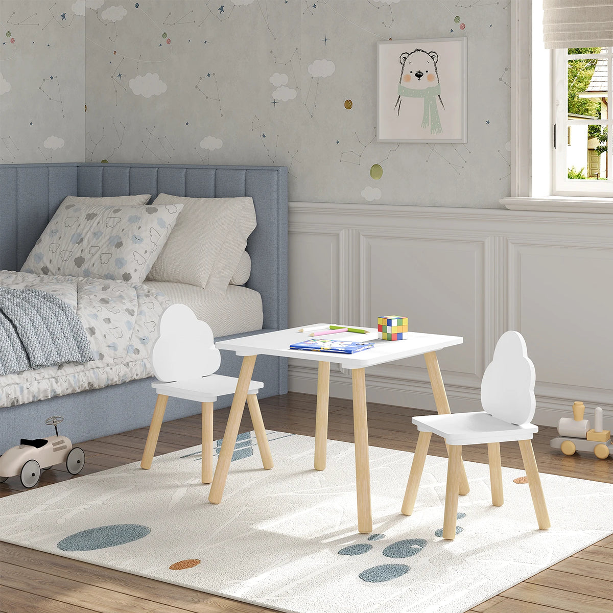 Table enfant en bois, 2 chaises