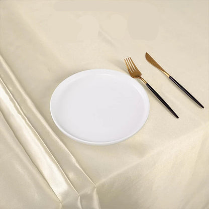 Nappe en satin rectangulaire