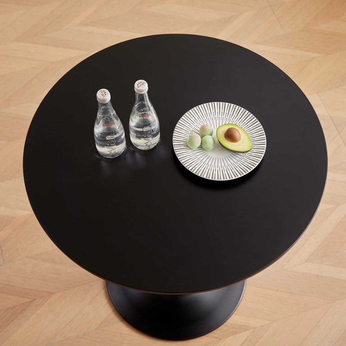 Table haute ronde design